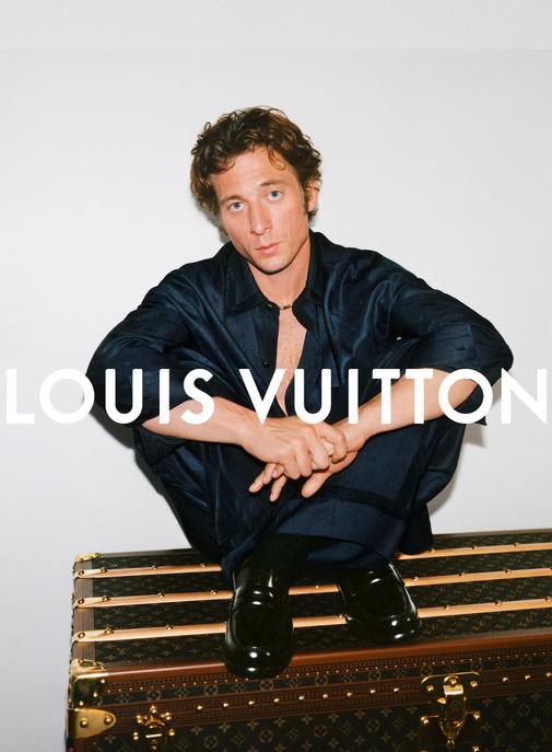 Louis Vuitton recrute Jeremy Allen White