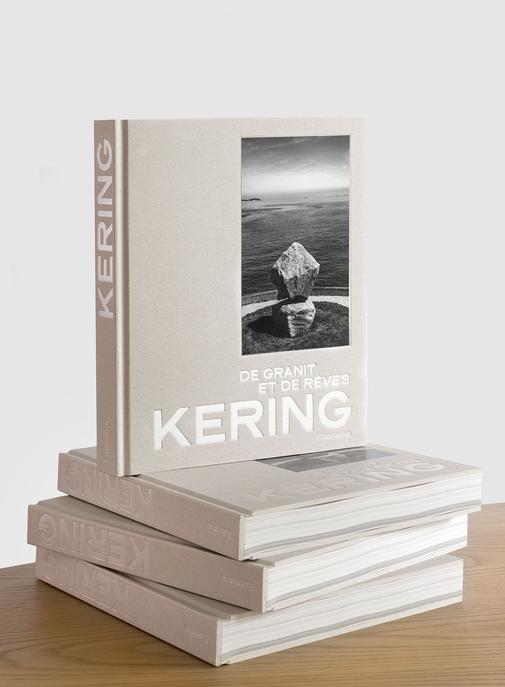 "Kering, de granit et de rêves", le récit d'une épopée entrepreneuriale.