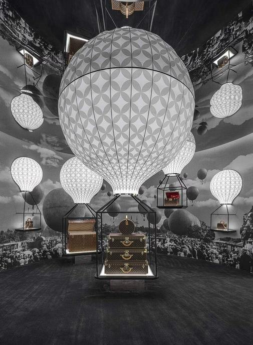 Louis Vuitton ouvre une boutique pour ses clients premium à Singapour.