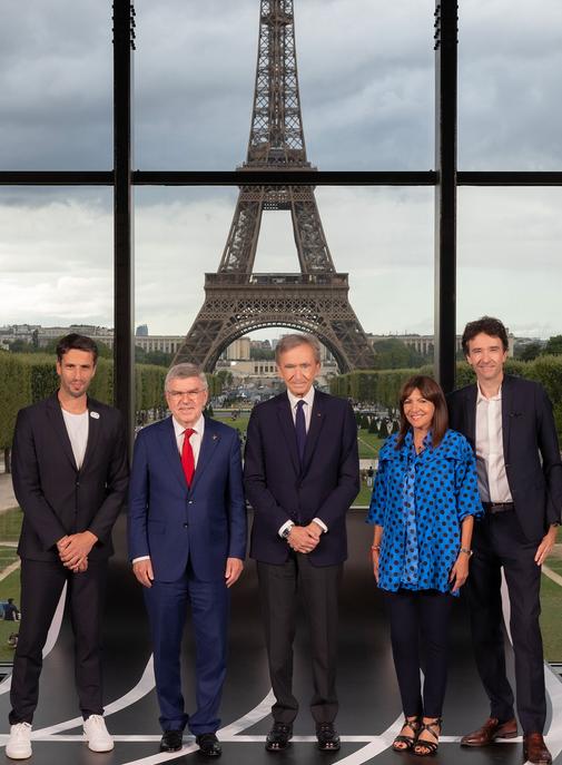 LVMH officialise son partenariat avec les Jeux Olympiques et Paralympiques de 2024.