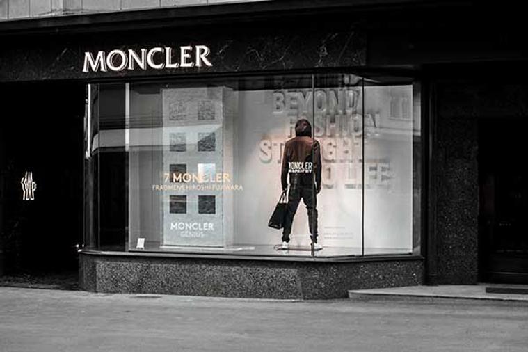 Le groupe Kering va t-il racheter Moncler ?