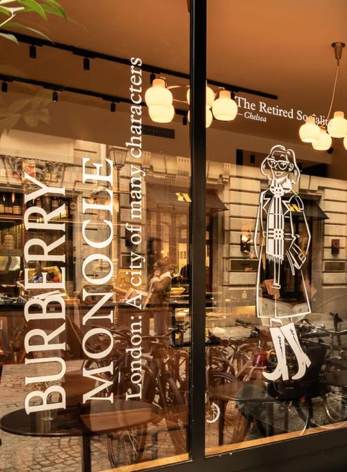 À Paris, Burberry s'invite dans la boutique-café de Monocle