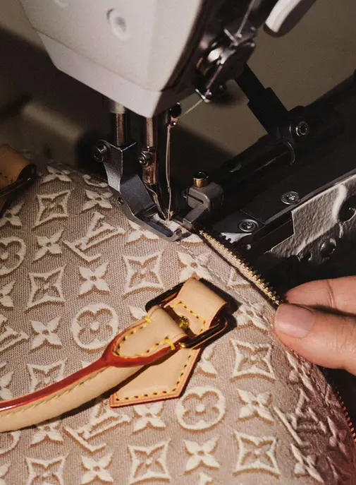 Louis Vuitton introduit une nouvelle toile pour ses sacs de luxe