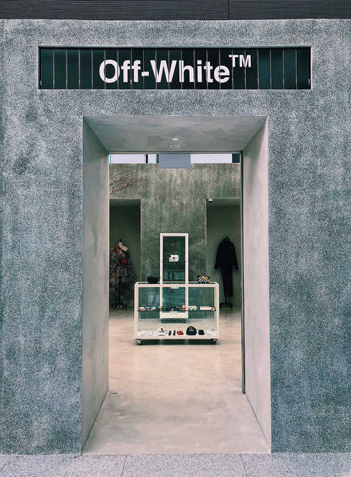 Off-White, bientôt partenaire de l'AC Milan ?