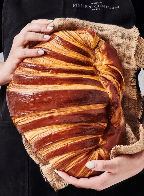 Le chef Philippe Conticini démocratise ses pâtisseries XXL avec Uber Eats