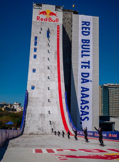 Prada accompagne un double record du monde aux côtés de Red Bull