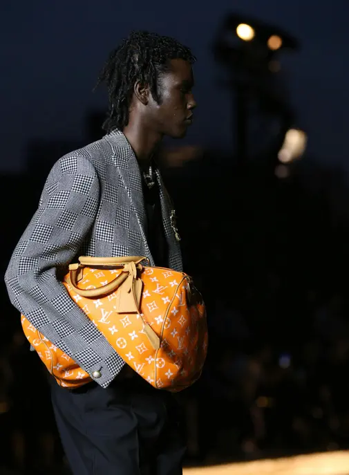 Luxe d’occasion : un marché à 73,8 milliards de dollars d’ici 2030