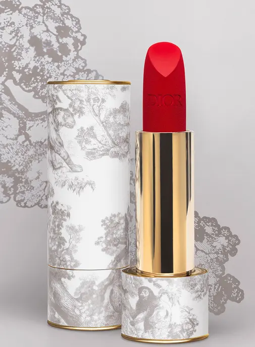 Beauté luxe et ultra luxe : la couture sur toutes les lèvres.