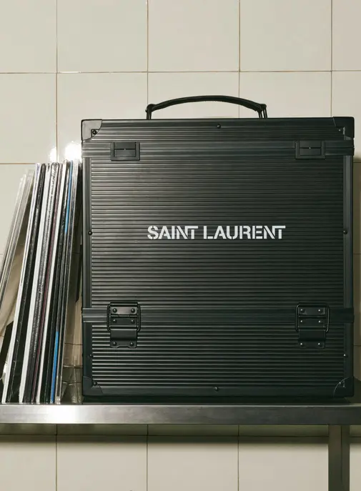 Saint Laurent transforme l’Avent en expérience musicale