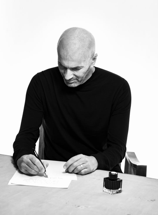 Montblanc recrute Zinédine Zidane.
