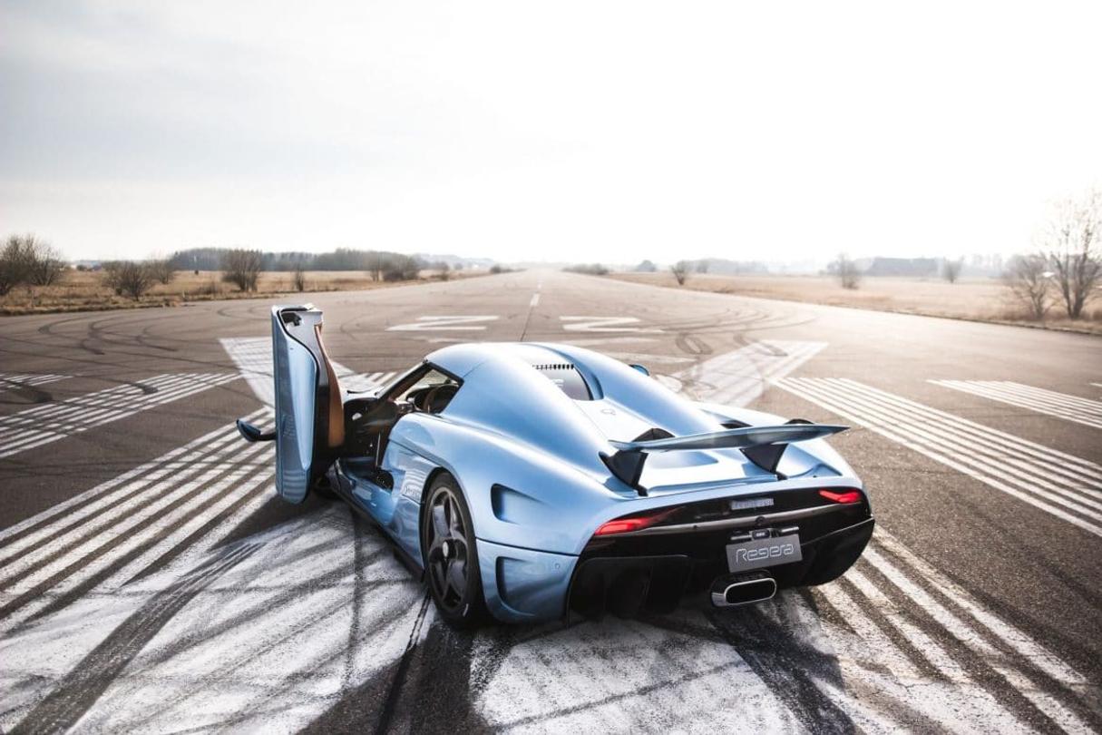 Koenigsegg-Regera-Autoskin-arriere