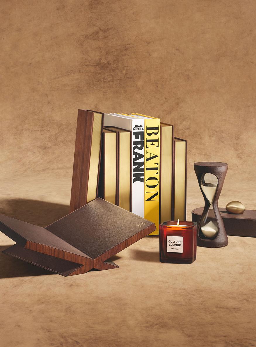 Assouline objets de décoration pour bibliothèques