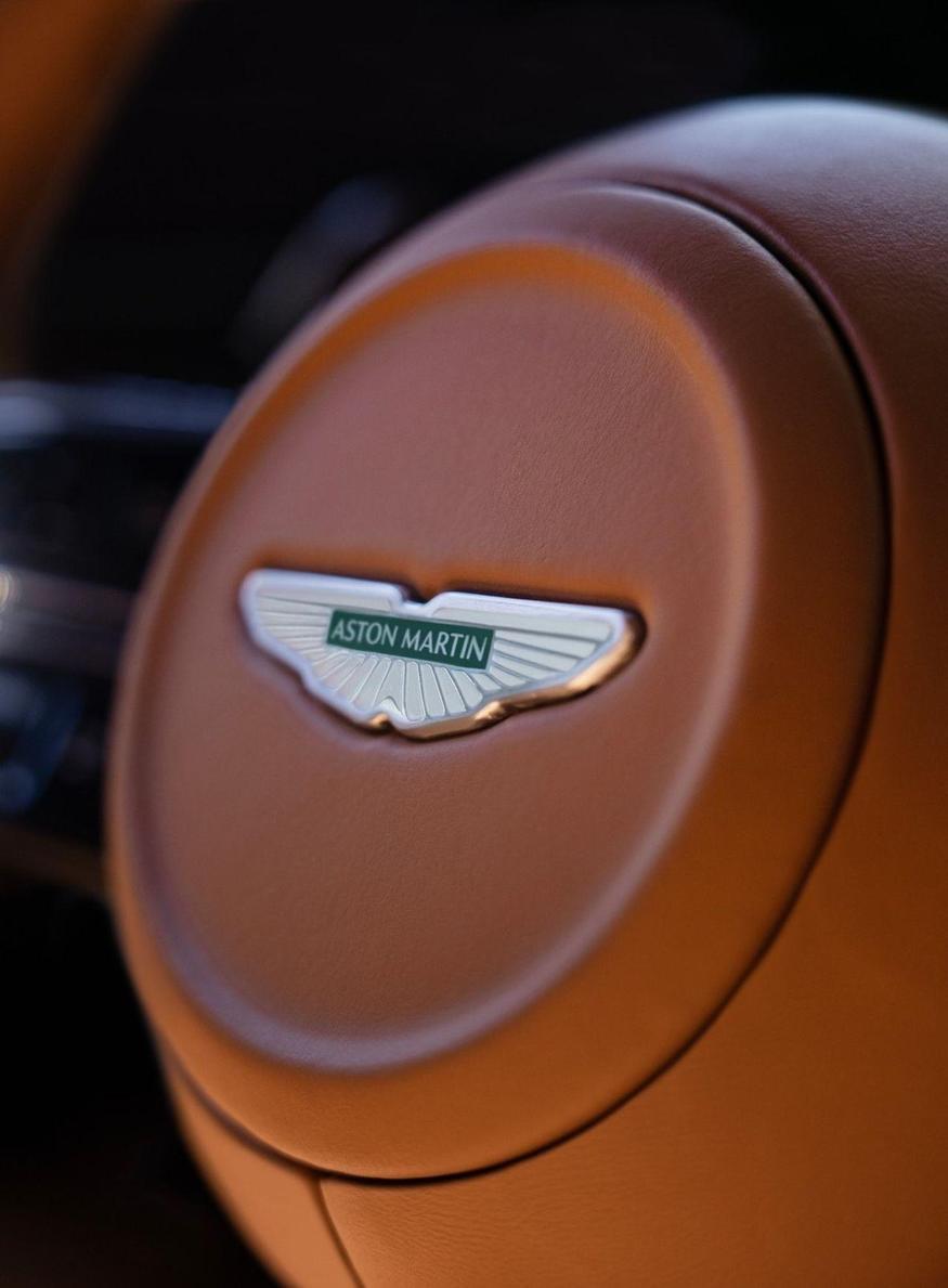 Aston Martin passe aux véhicules électriques d'ici 2025.
