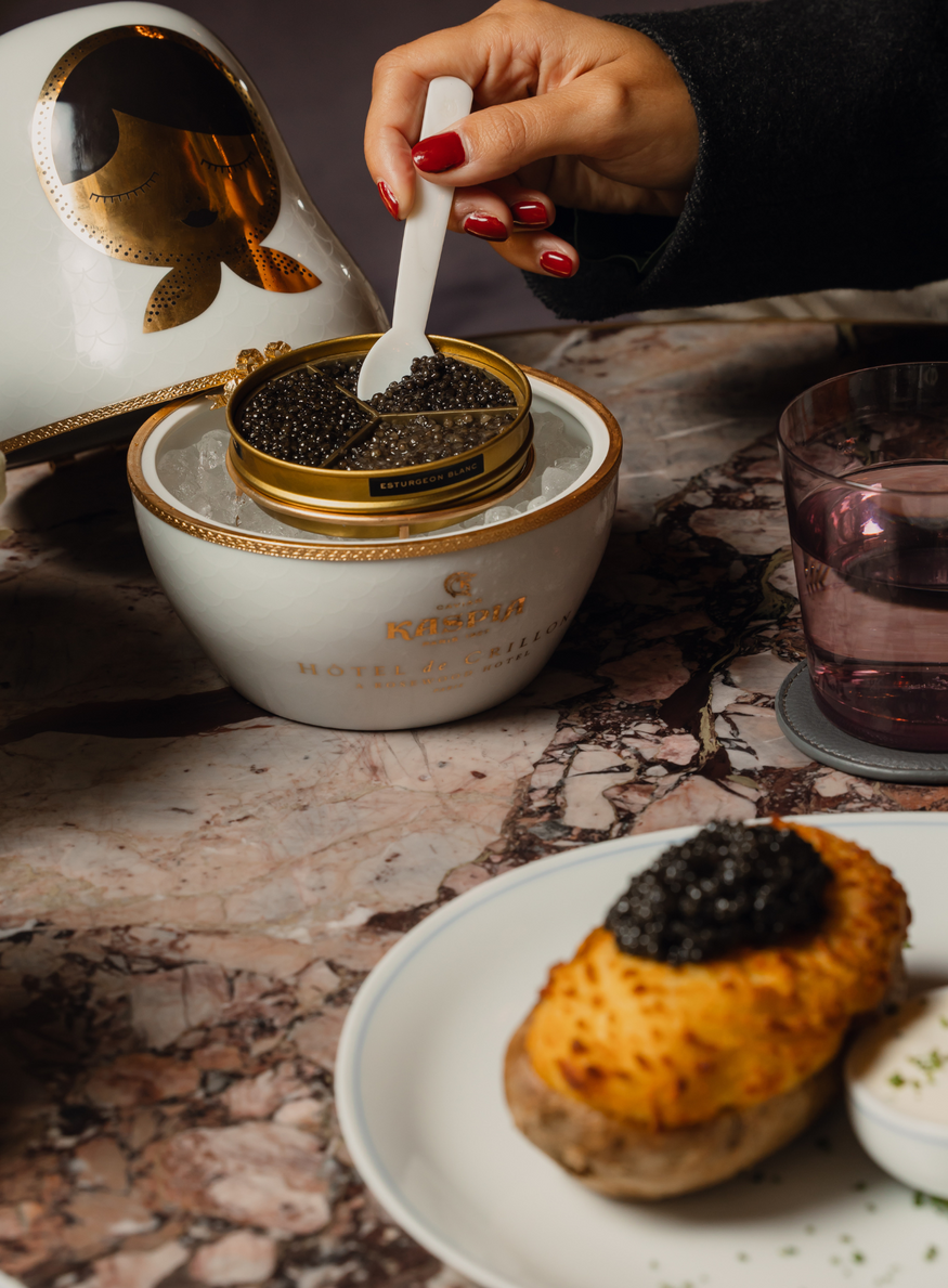 caviar kaspia hotel crillon