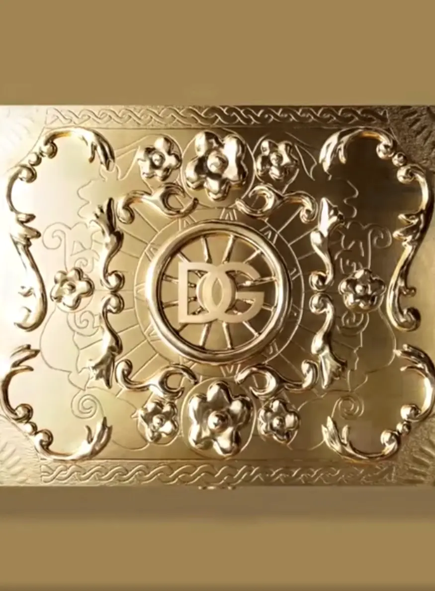 dolce & gabbana nft luxe
