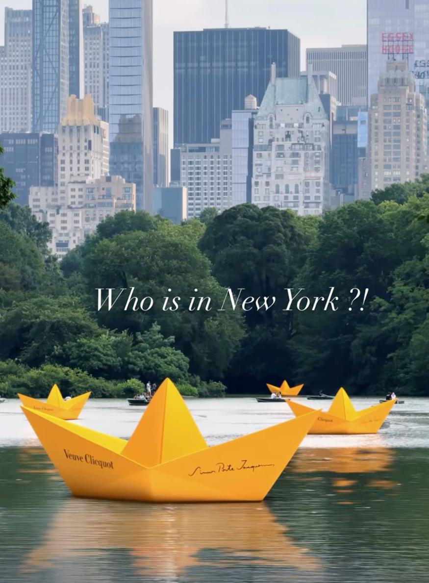 Bateaux Jacquemus à NYC Veuve Clicquot champagne