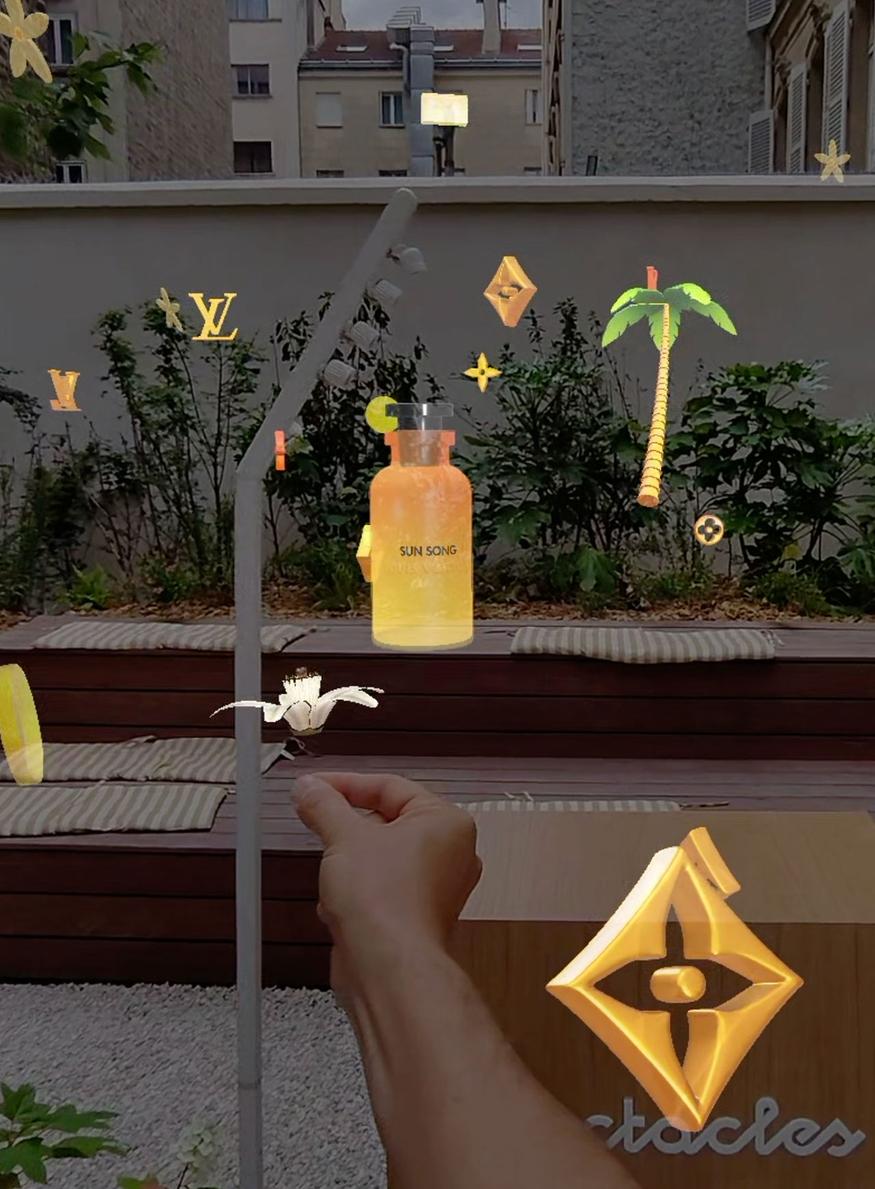 realite augmentée lunettes snapchat vuitton dior
