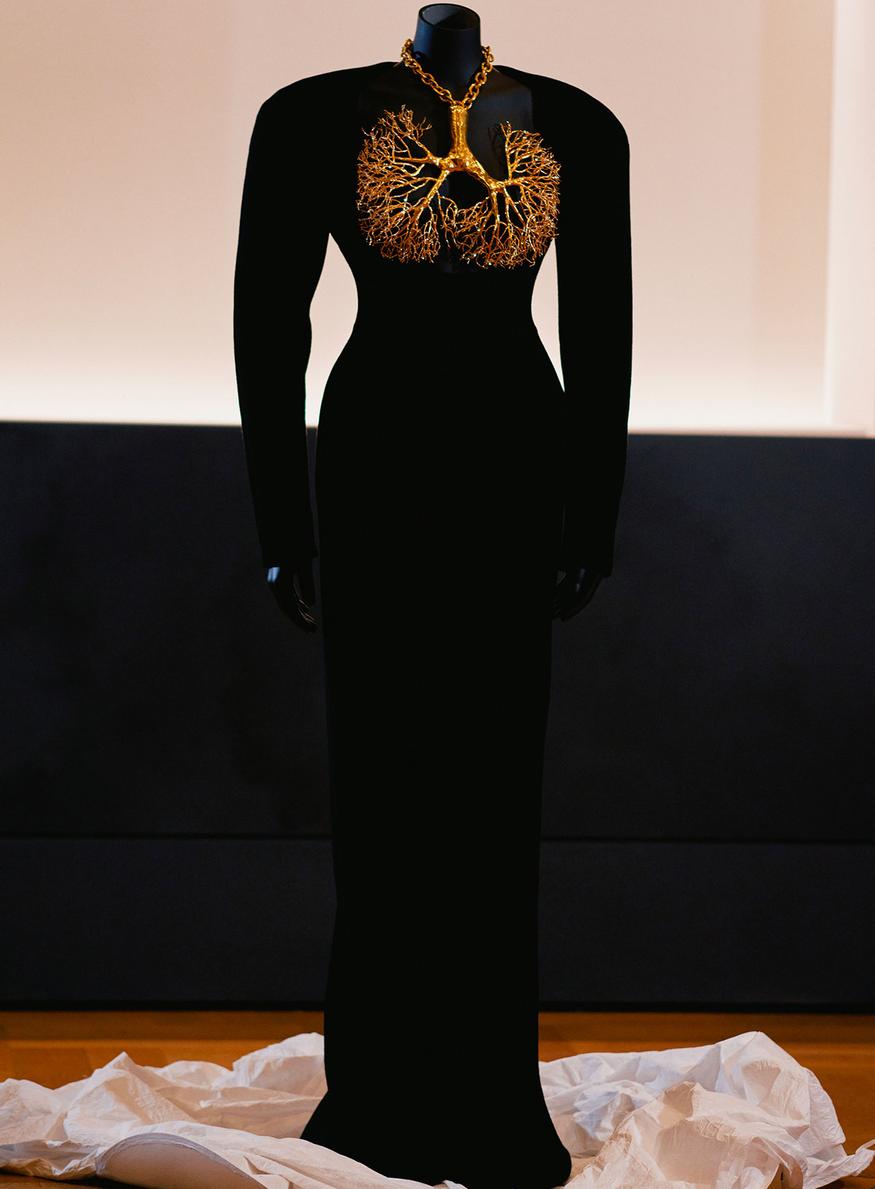 Nouvelle exposition de mode Elsa Schiaparelli Victoria & Albert museum dates 2026