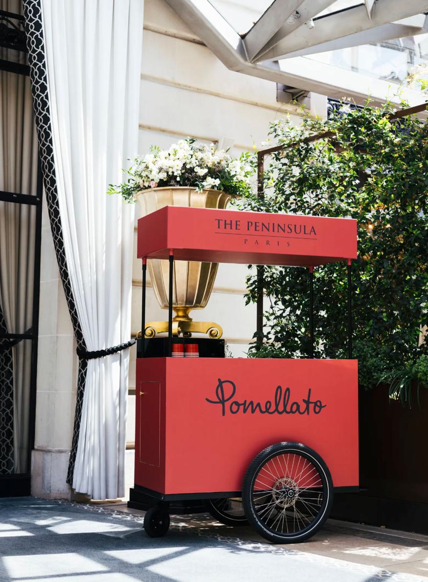glaces inspirées des bijoux de luxe Pomellato, à gouter à Paris jusqu'au 31 aout 2026 au Peninsula