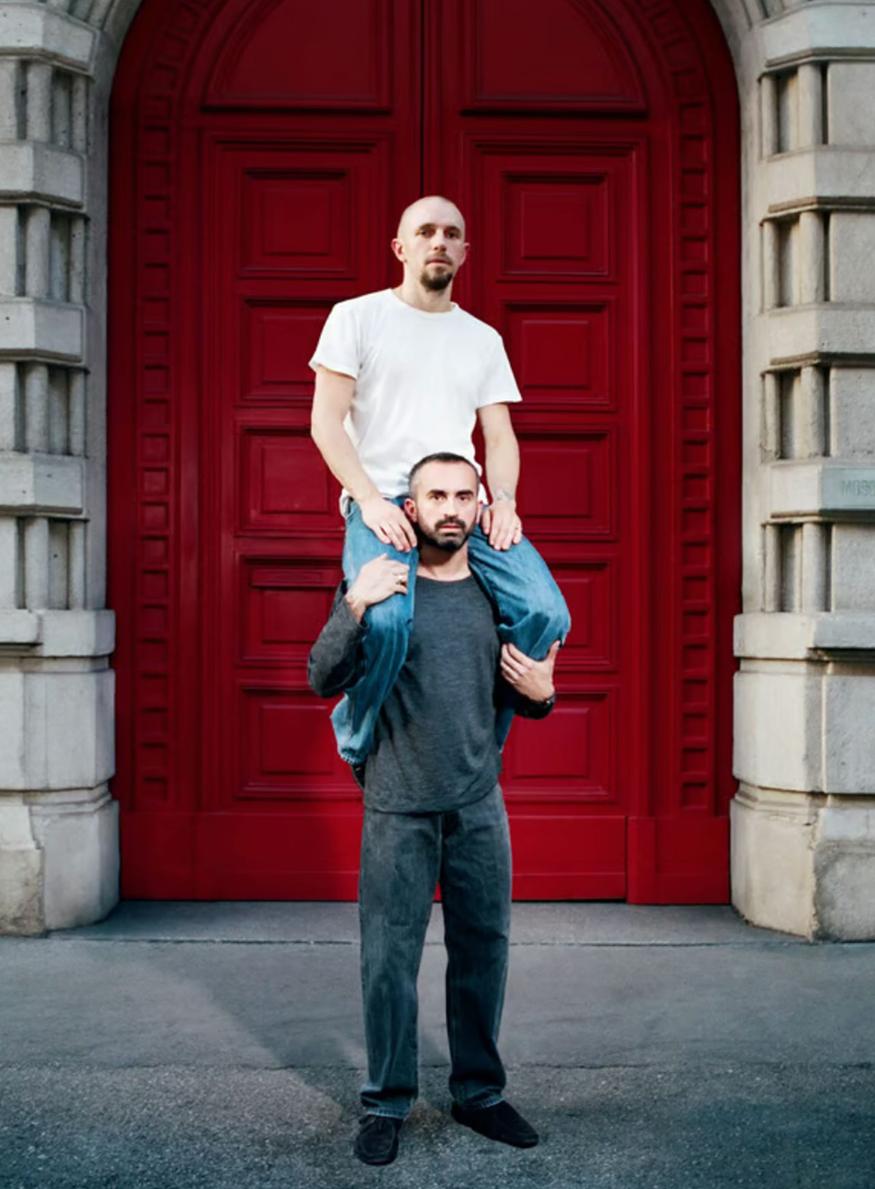 Loris Messina et Simone Rizzo, nouveaux directeurs artistiques de Moschino