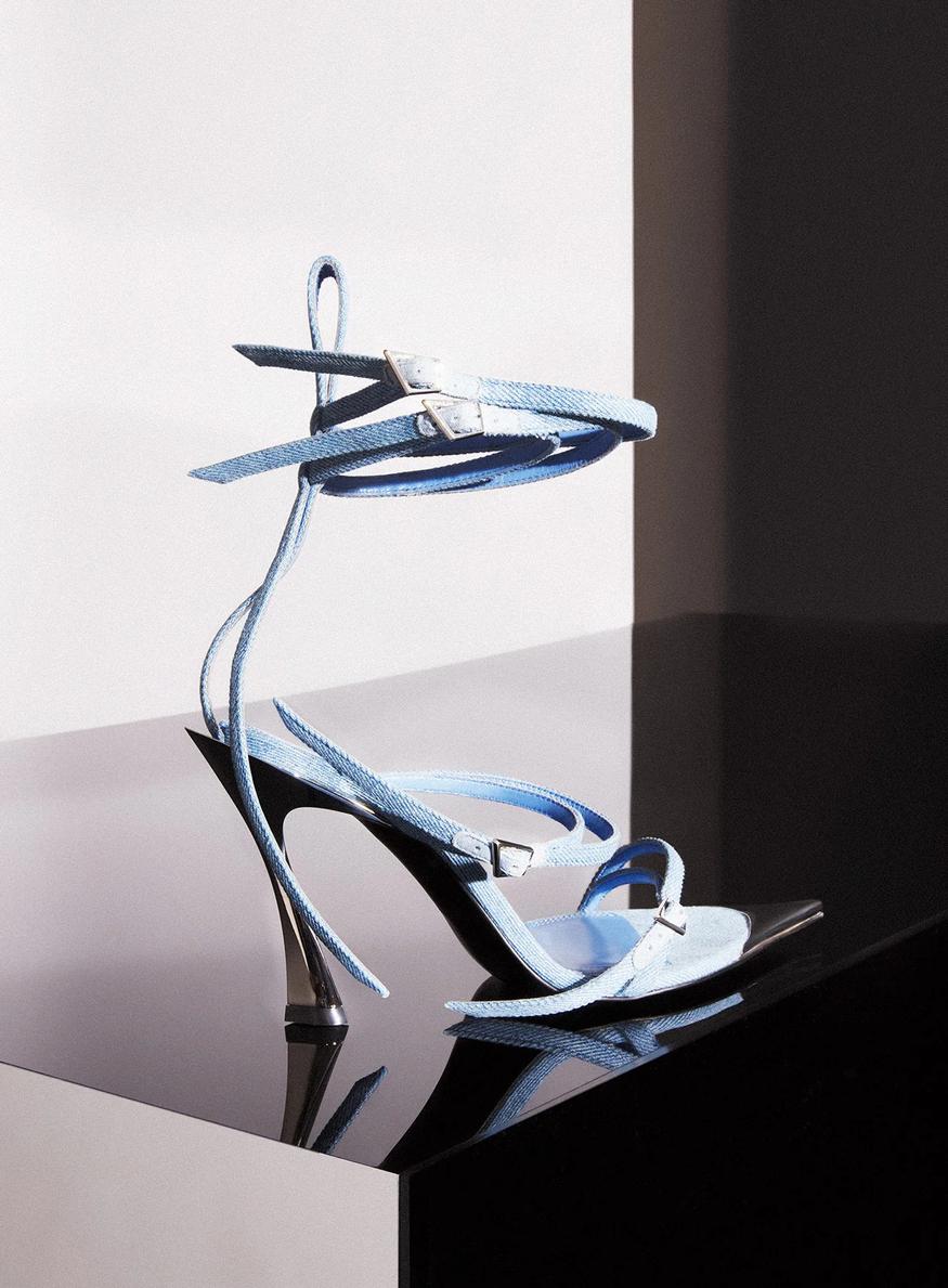 the fang heel mugler