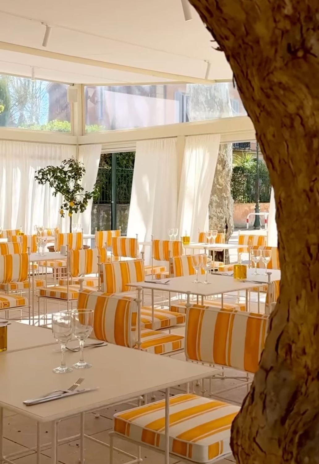 jacquemus restaurant lieu 2024 saint tropez