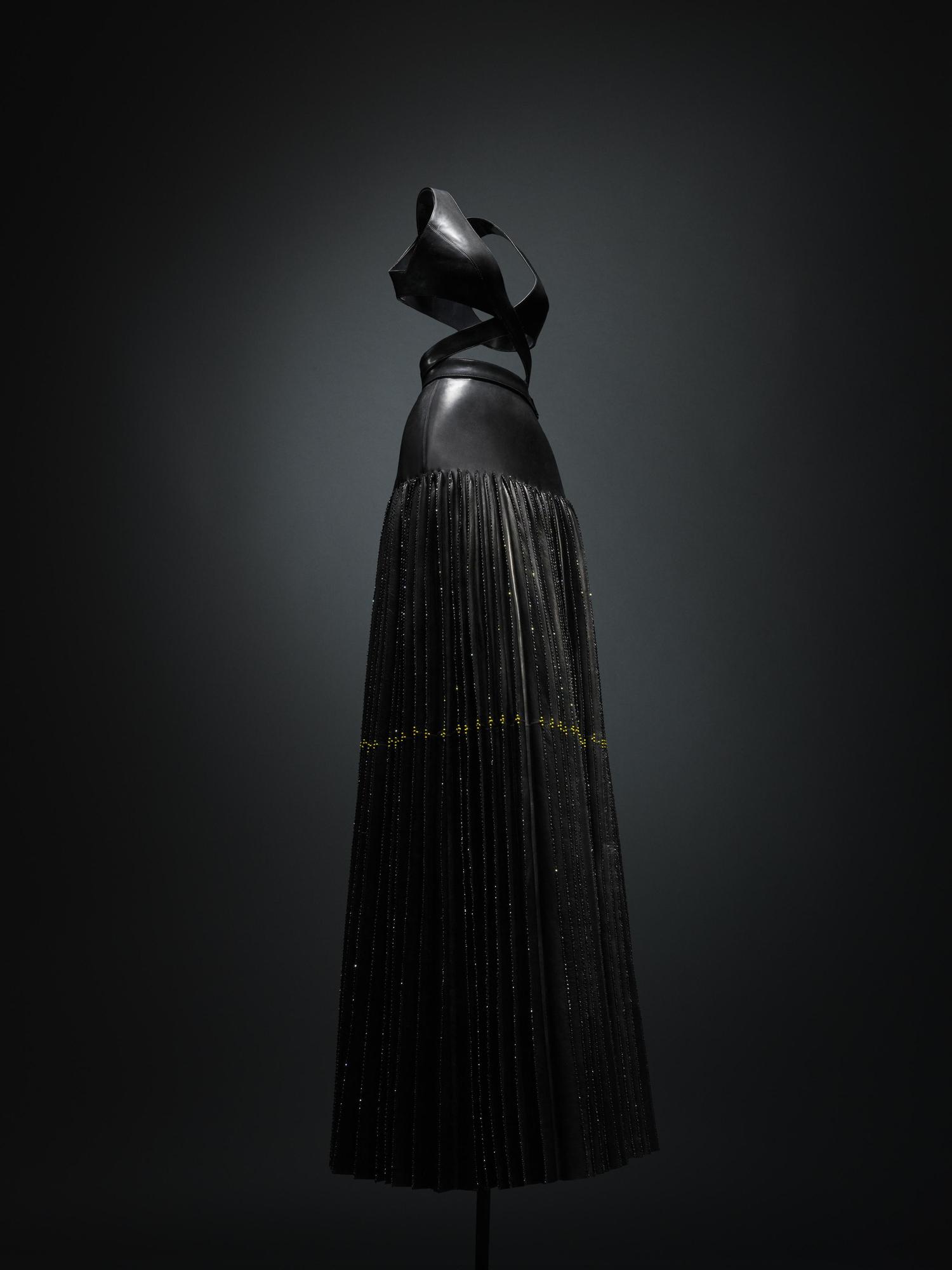 robe fourreau noire alaia vintage rare