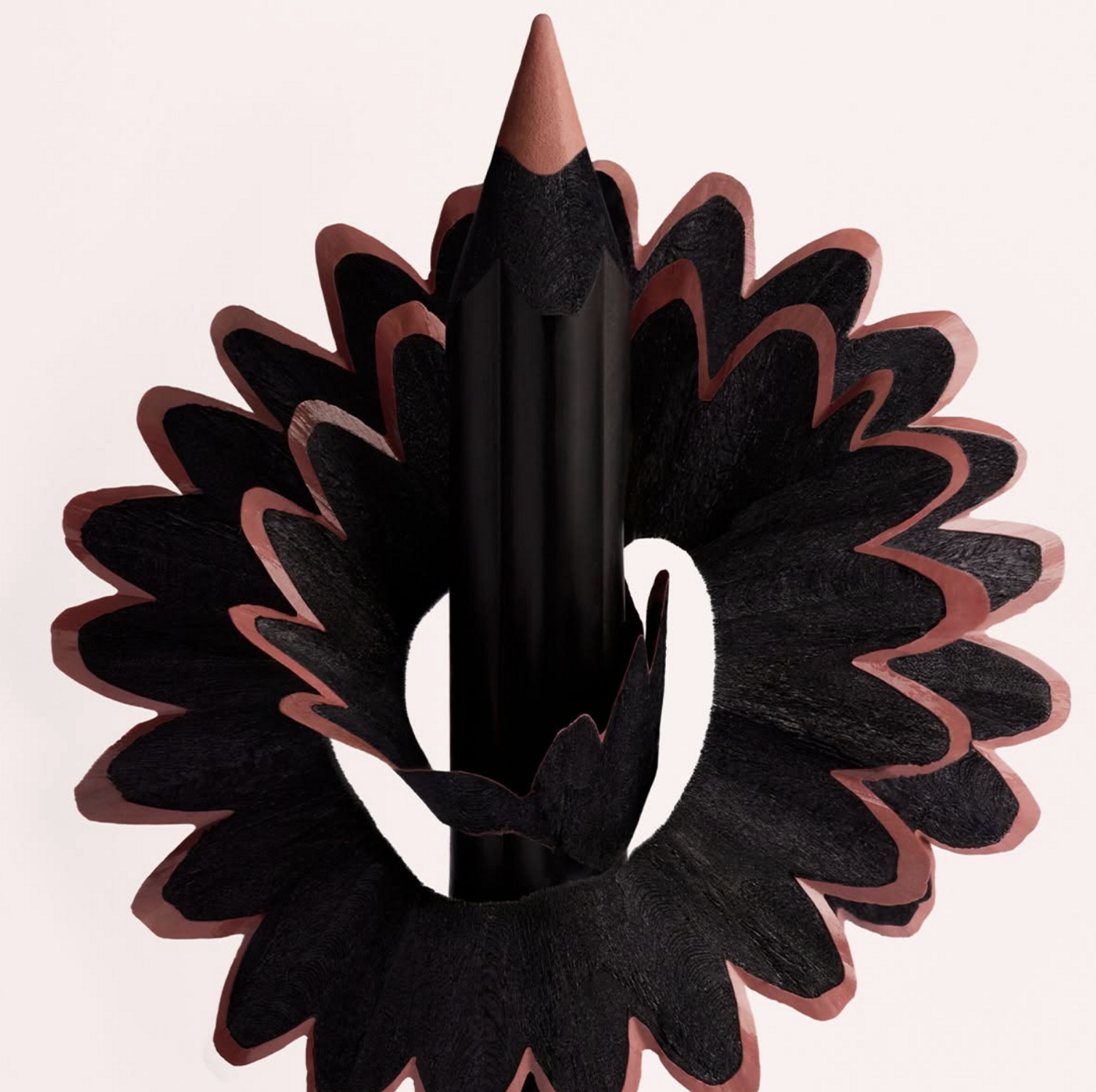 taille crayon l&egrave;vres louis vuitton
