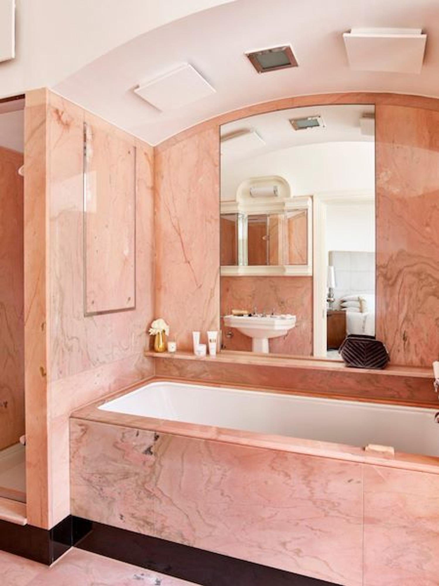 the dorchester harlequin suite