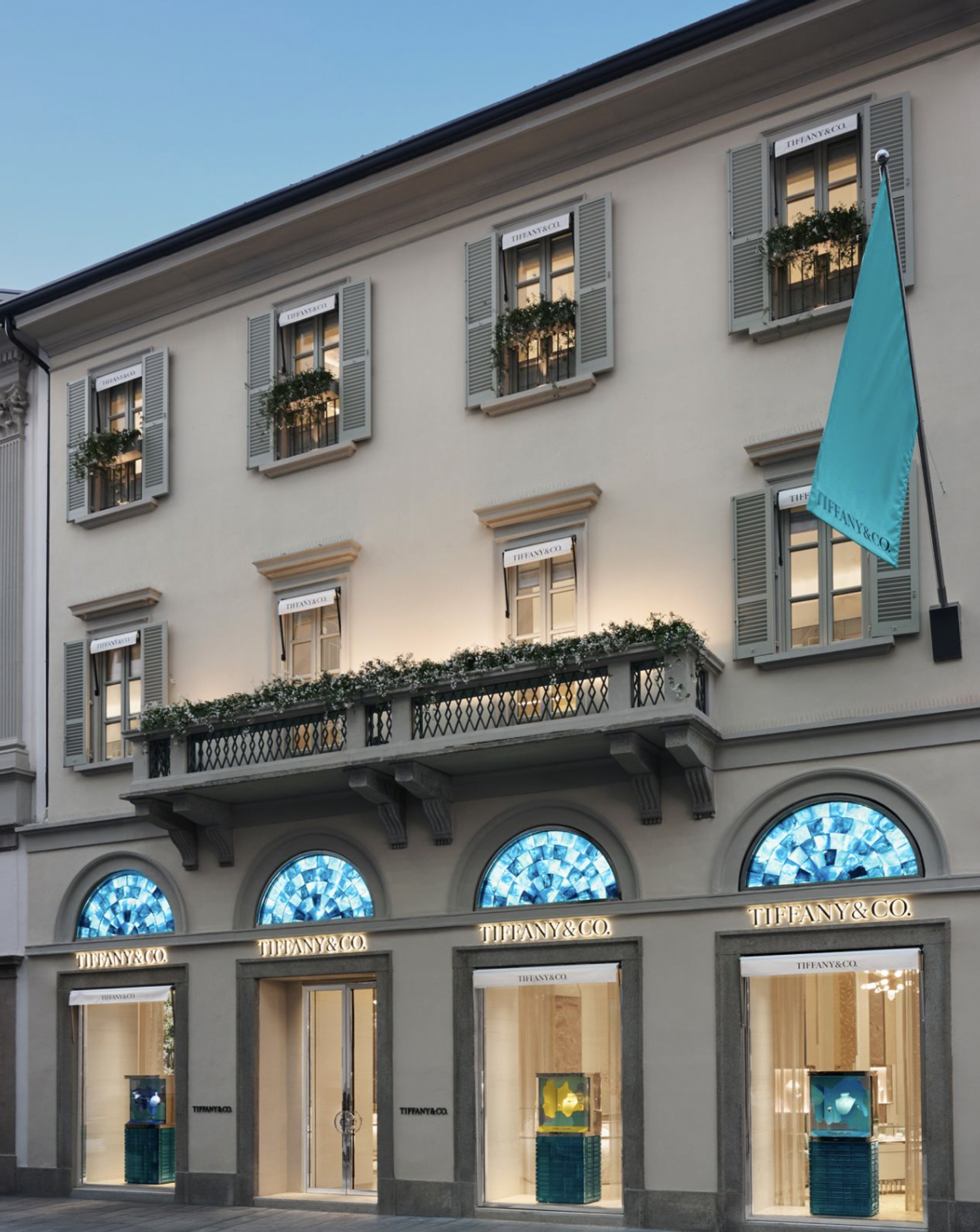 tiffany plus belle boutique 2025 italie