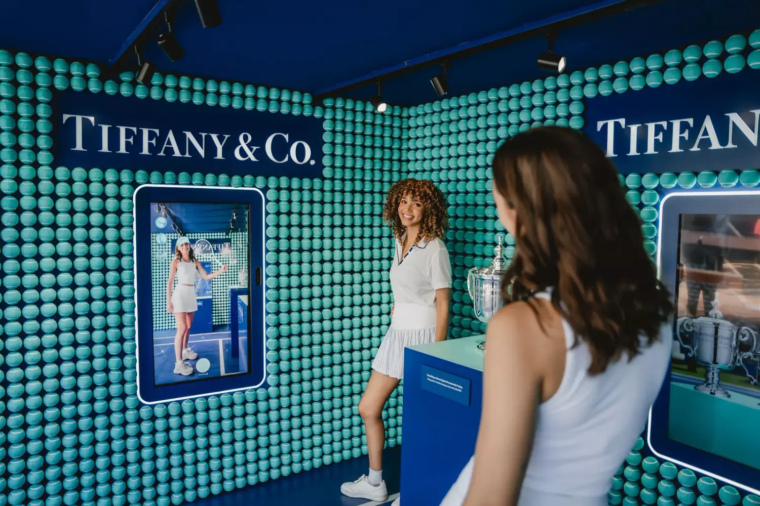 tiffany miroir realite augmentee luxe