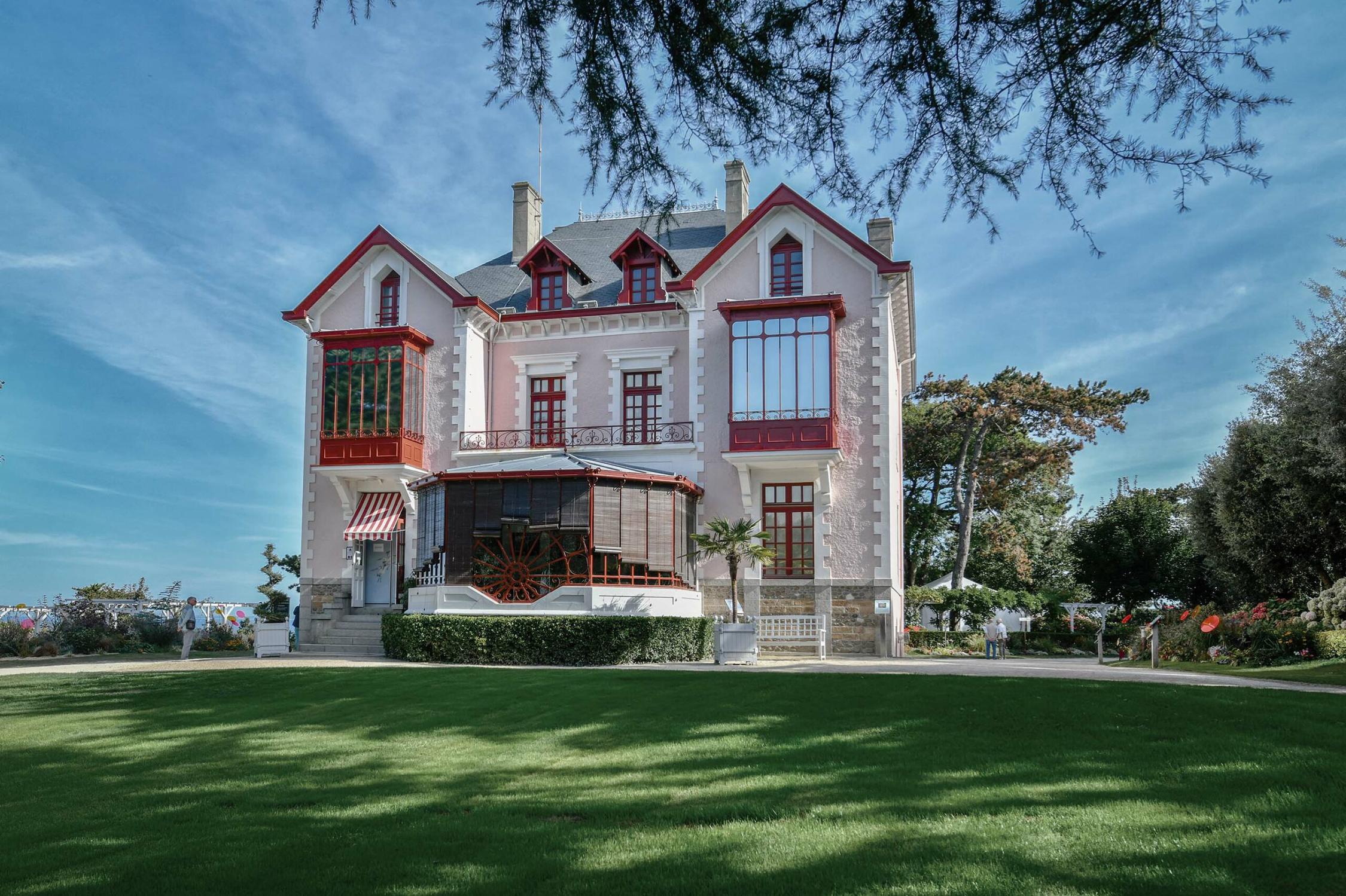 musée christian dior granville