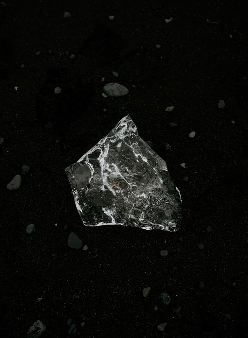 De Beers Group annonce la fermeture de sa marque de bijoux en diamants de synthèse